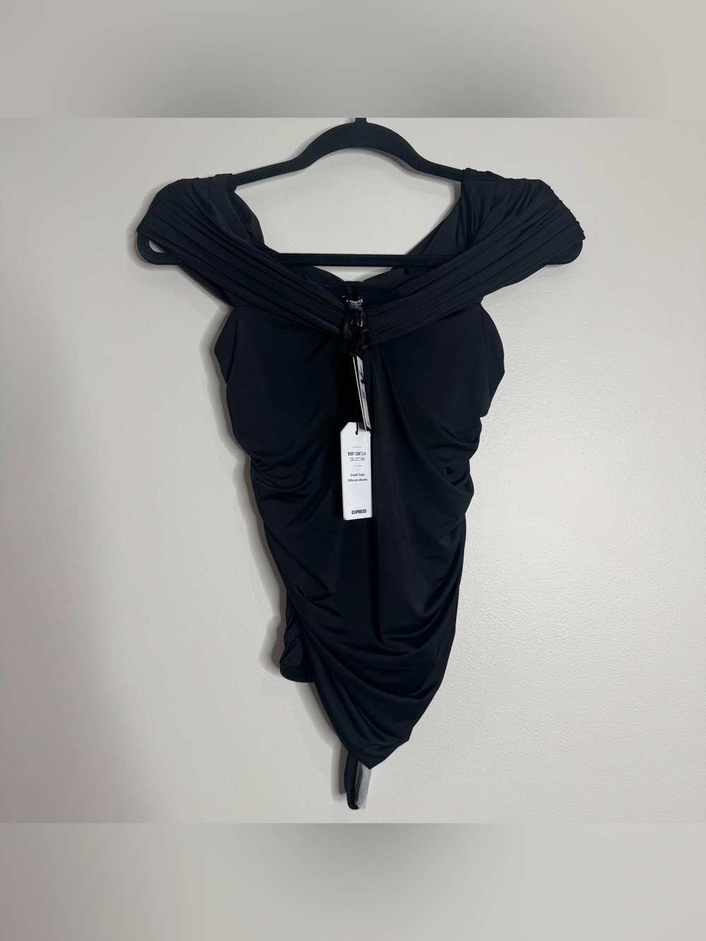 NWT Express Black Ruched Off-shoulder Body Contour Strechy Bodysuit Size Small